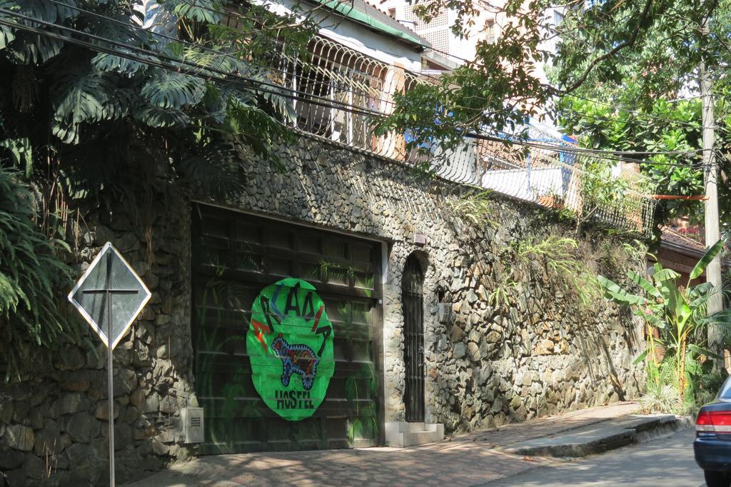 Arcadia Hostel Medellín Exterior foto
