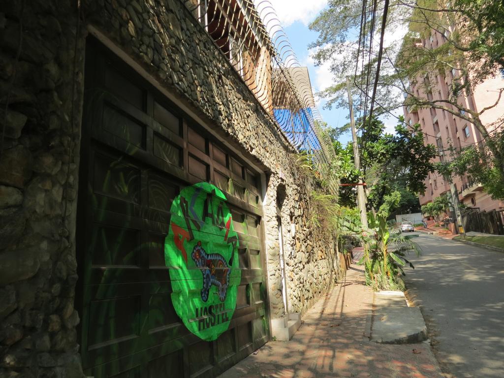 Arcadia Hostel Medellín Exterior foto