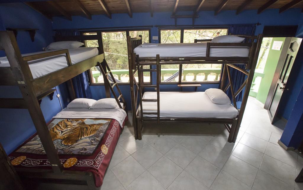 Arcadia Hostel Medellín Exterior foto